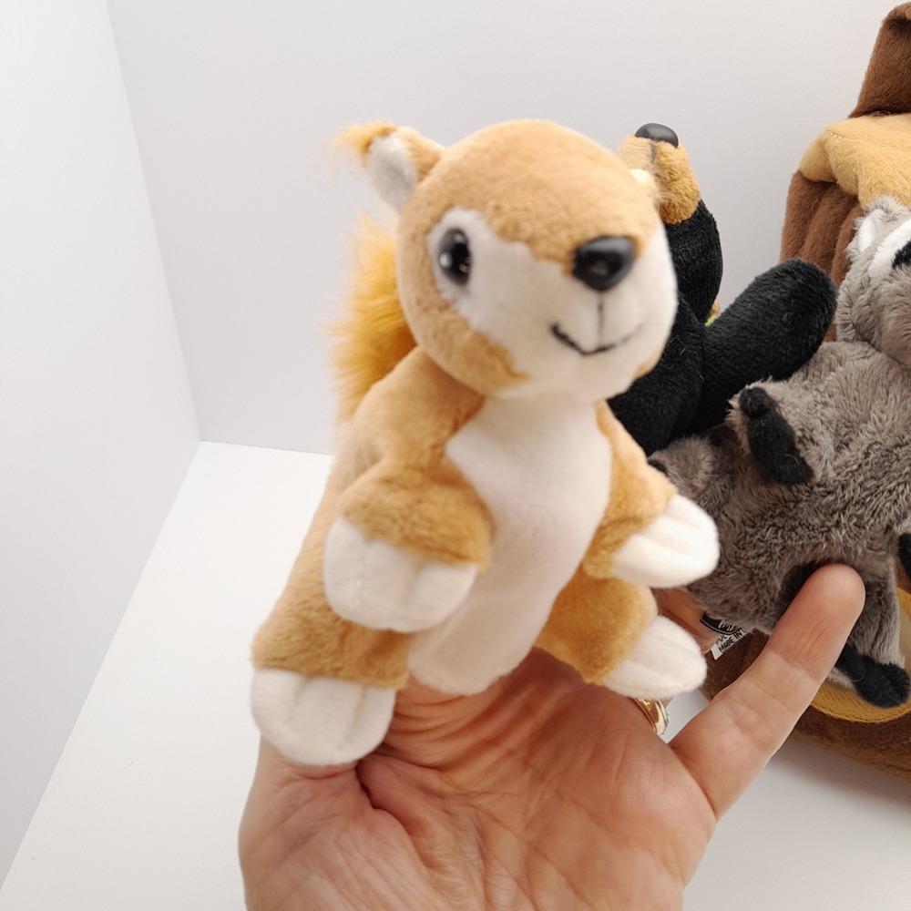 Unipak Plush Forest Animal House Tree Trunk with Raccoon Bear and Squirrel - Picture 7 of 10